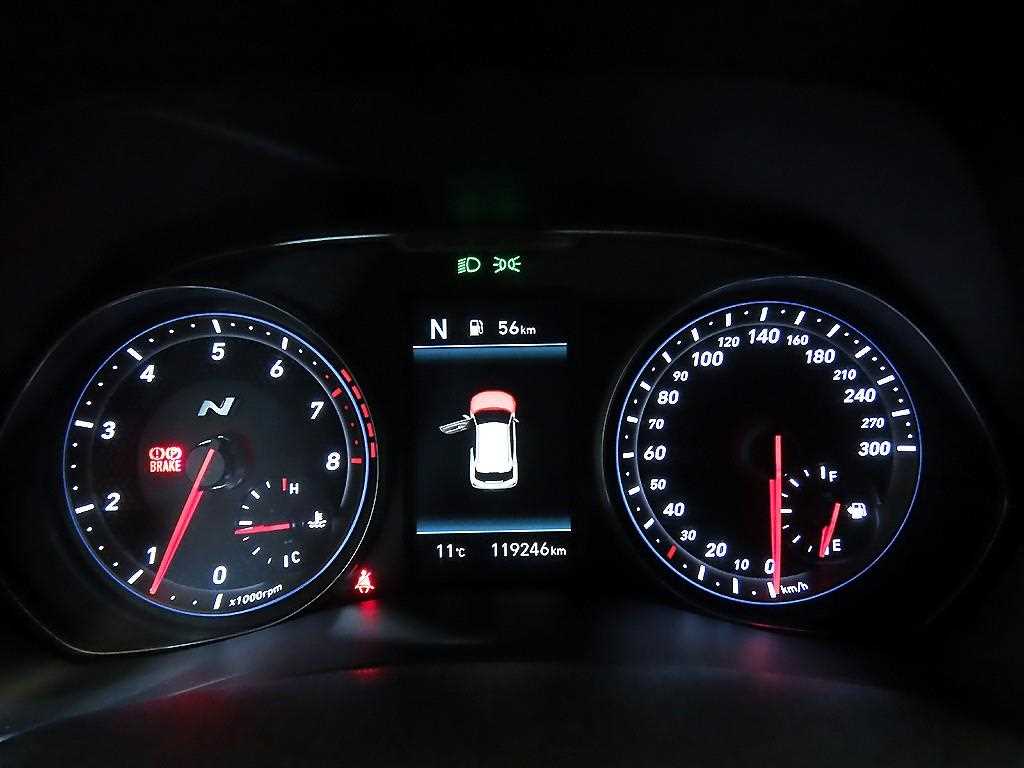 HYUNDAI Veloster - Vista 9