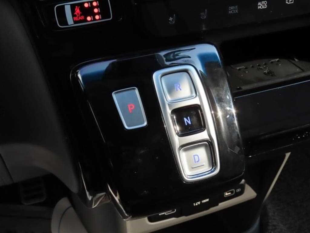 HYUNDAI Staria - Vista 6