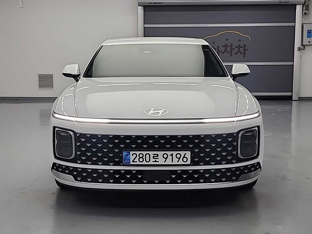 HYUNDAI Grandeur - Vista 2