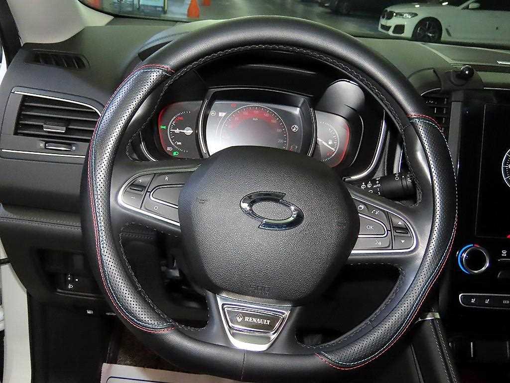 SAMSUNG QM6 - Vista 8