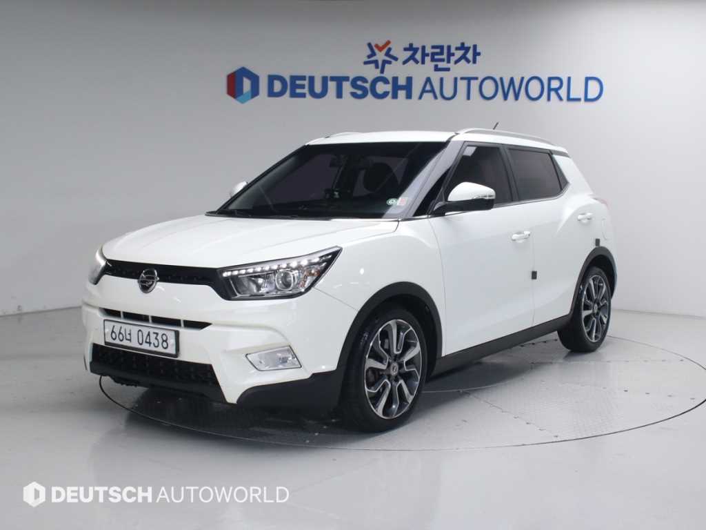 Ssangyong Tivoli 2016 Blanco - Importación desde Corea - HF Imports Iquique - Foto 1
