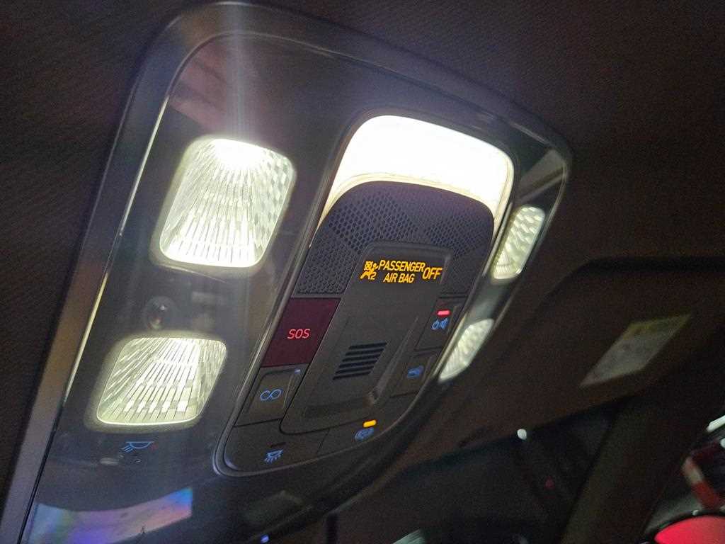 Genesis G80 2025 Negro - Importación desde Corea - HF Imports Iquique - Foto 17