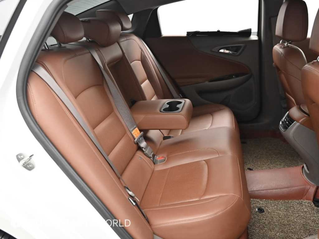 Chevrolet Malibu - Vista 12