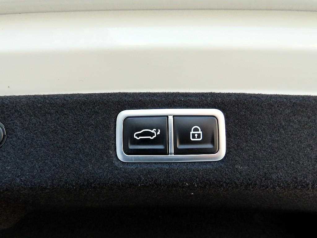 HYUNDAI Grandeur 2023 Blanco - Importación desde Corea - HF Imports Iquique - Foto 17