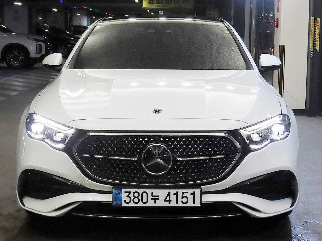 Mercedes Benz E class - Vista 2