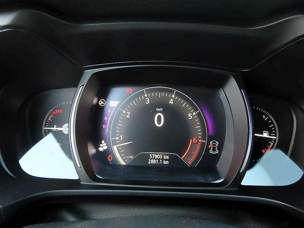 SAMSUNG QM6 - Vista 9