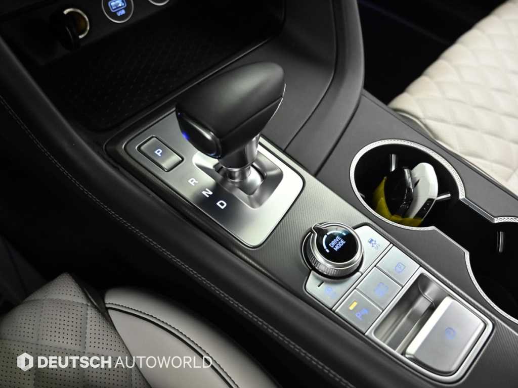 Genesis G70 - Vista 9