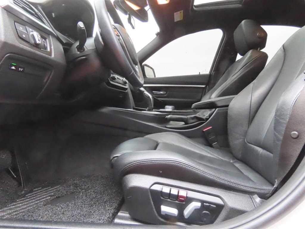 BMW 3 series - Vista 8