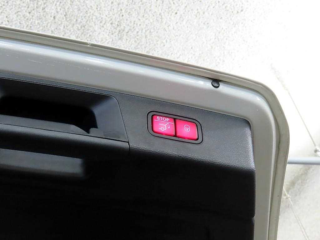 Mercedes Benz GLK Class 2012 Blanco - Importación desde Corea - HF Imports Iquique - Foto 16