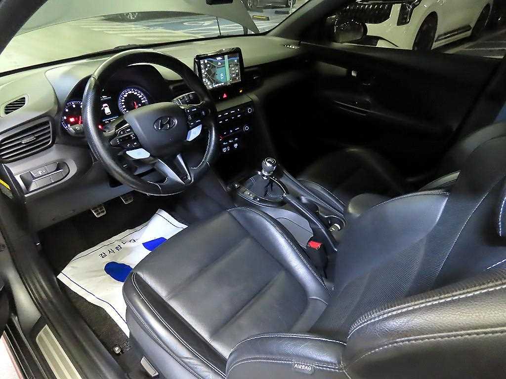 HYUNDAI Veloster - Vista 10