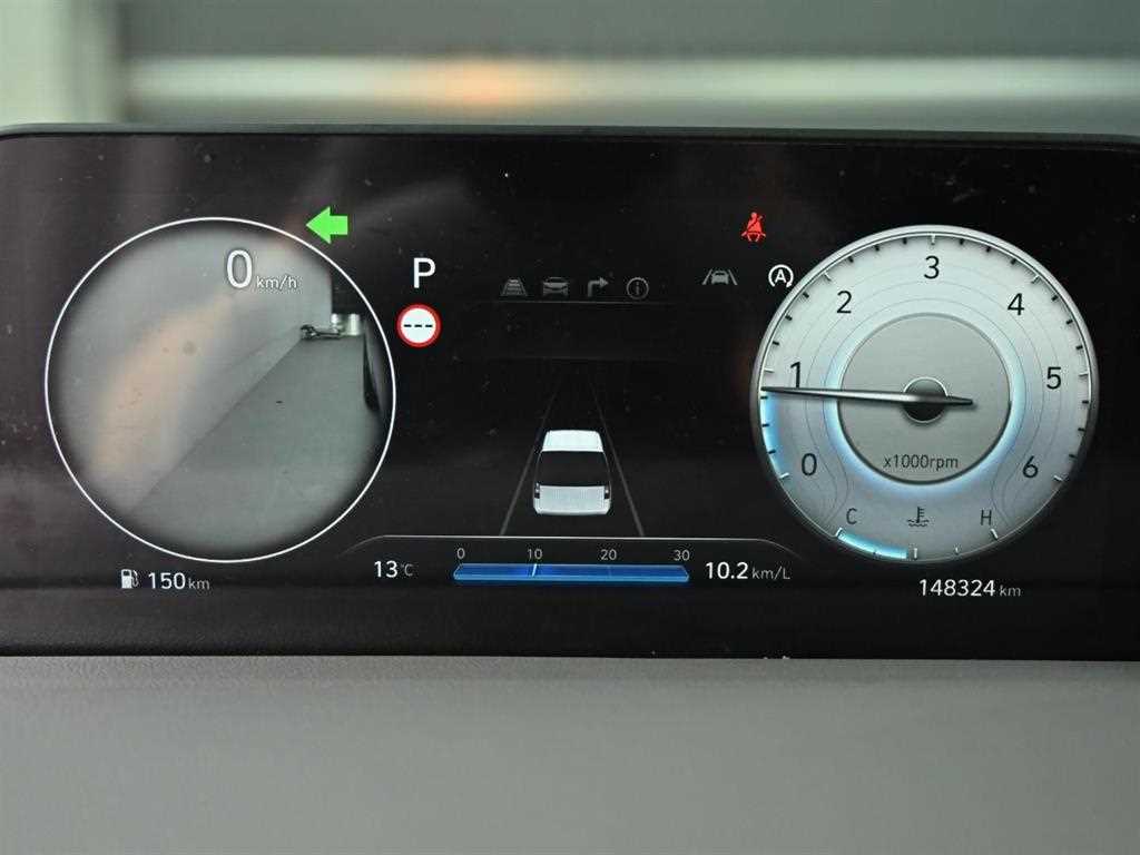 HYUNDAI Staria - Vista 8