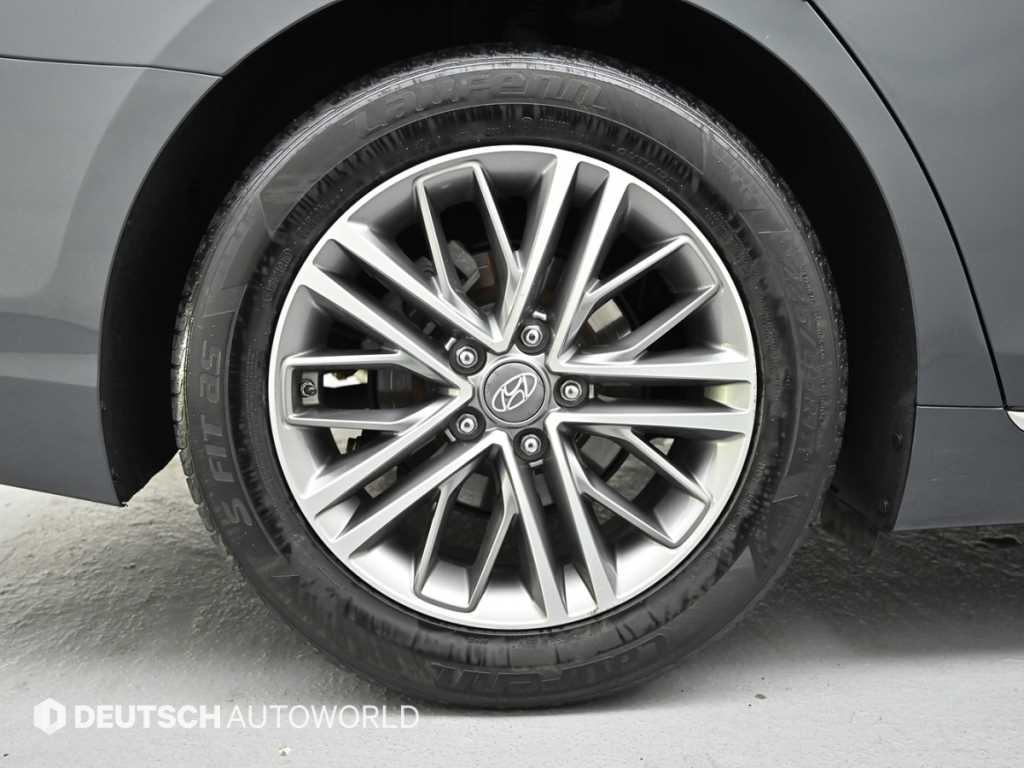 HYUNDAI Grandeur - Vista 5