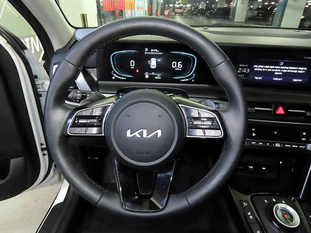 KIA Seltos - Vista 8