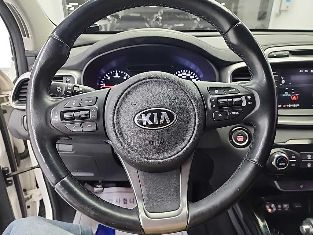 KIA Sorento - Vista 9
