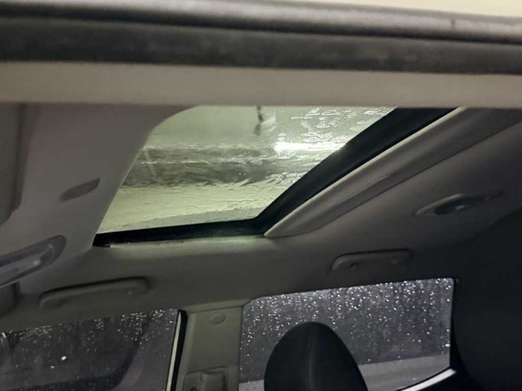 Ssangyong Tivoli - Vista 2