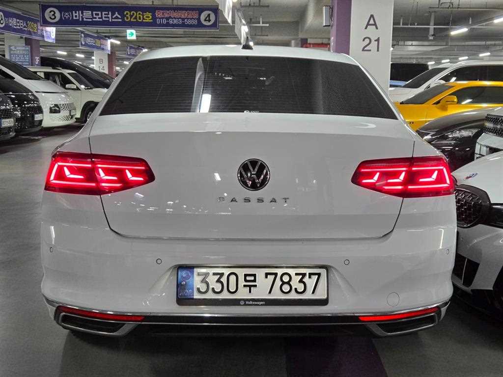 Volkswagen Passat - Vista 5