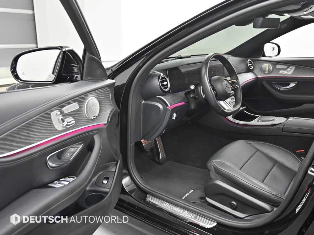 Mercedes Benz E class - Vista 11