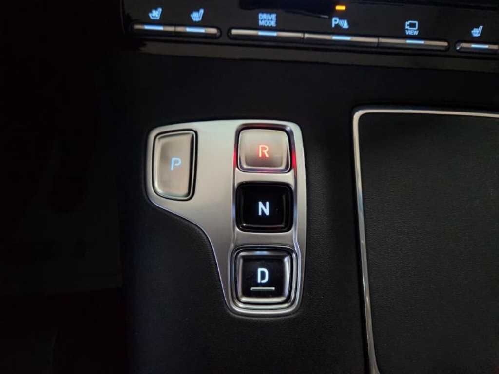 HYUNDAI Grandeur - Vista 12