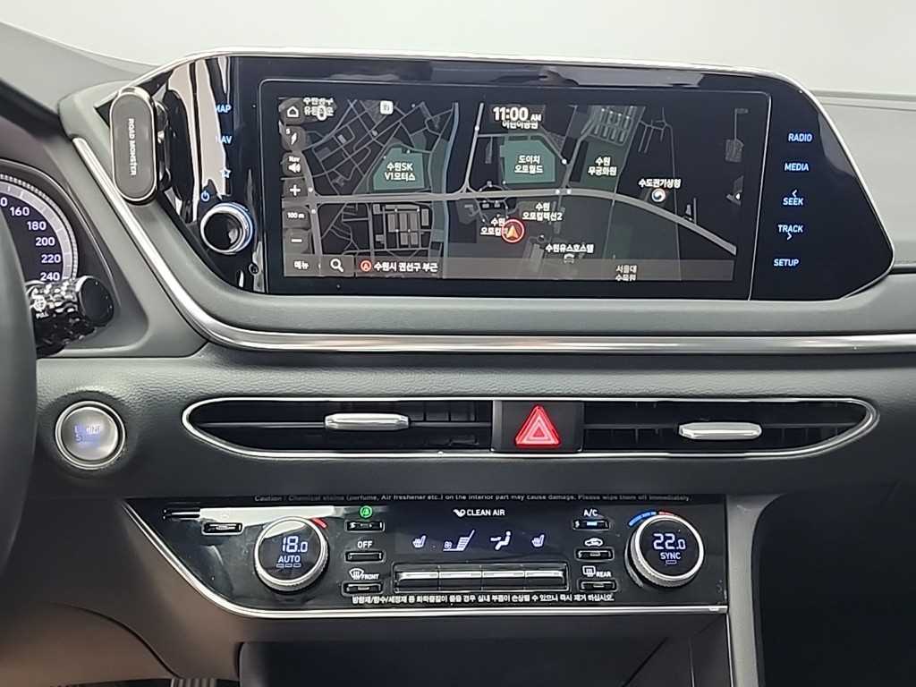 HYUNDAI Sonata - Vista 10