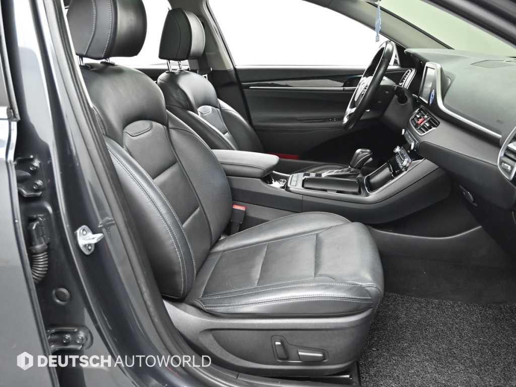 HYUNDAI Grandeur - Vista 10