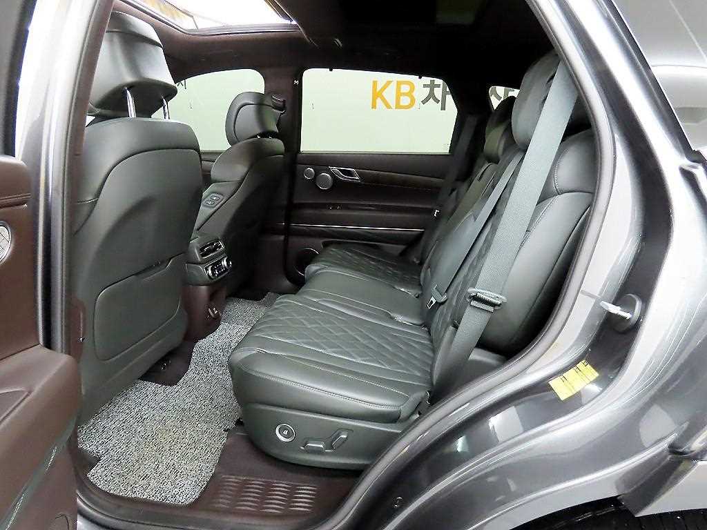 Genesis GV80 - Vista 6