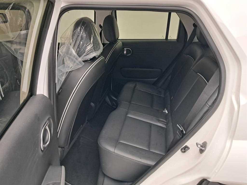 HYUNDAI Casper - Vista 12