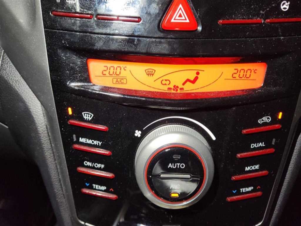 Ssangyong Tivoli 2016 Blanco - Importación desde Corea - HF Imports Iquique - Foto 15