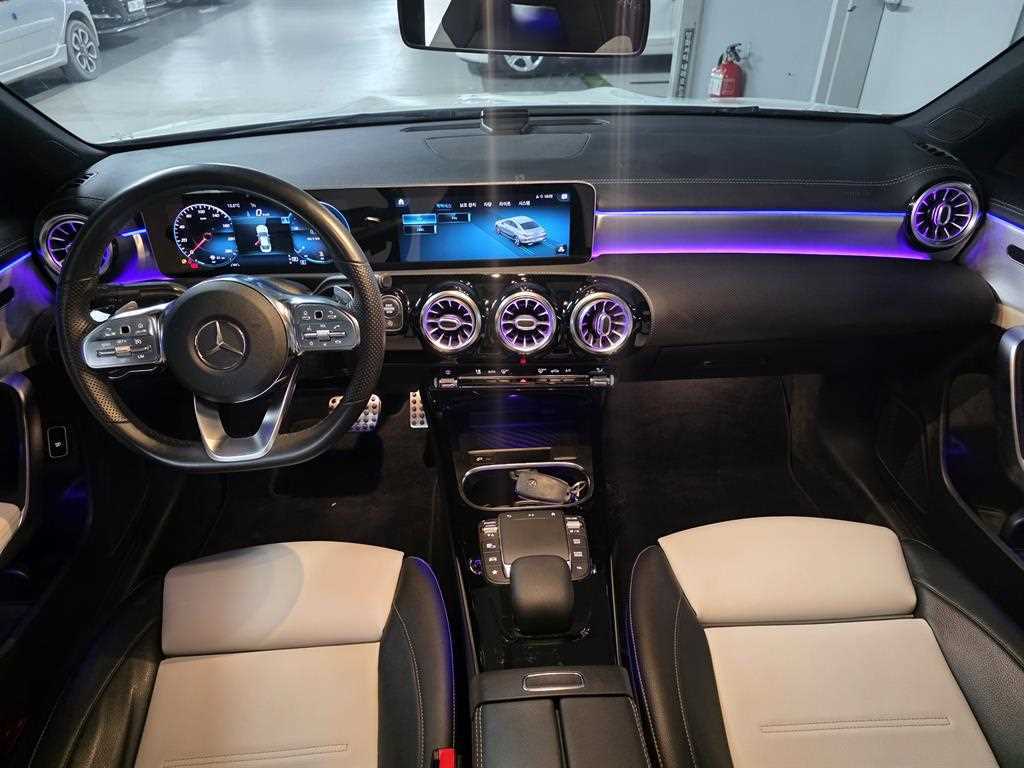 Mercedes Benz CLA Class - Vista 9