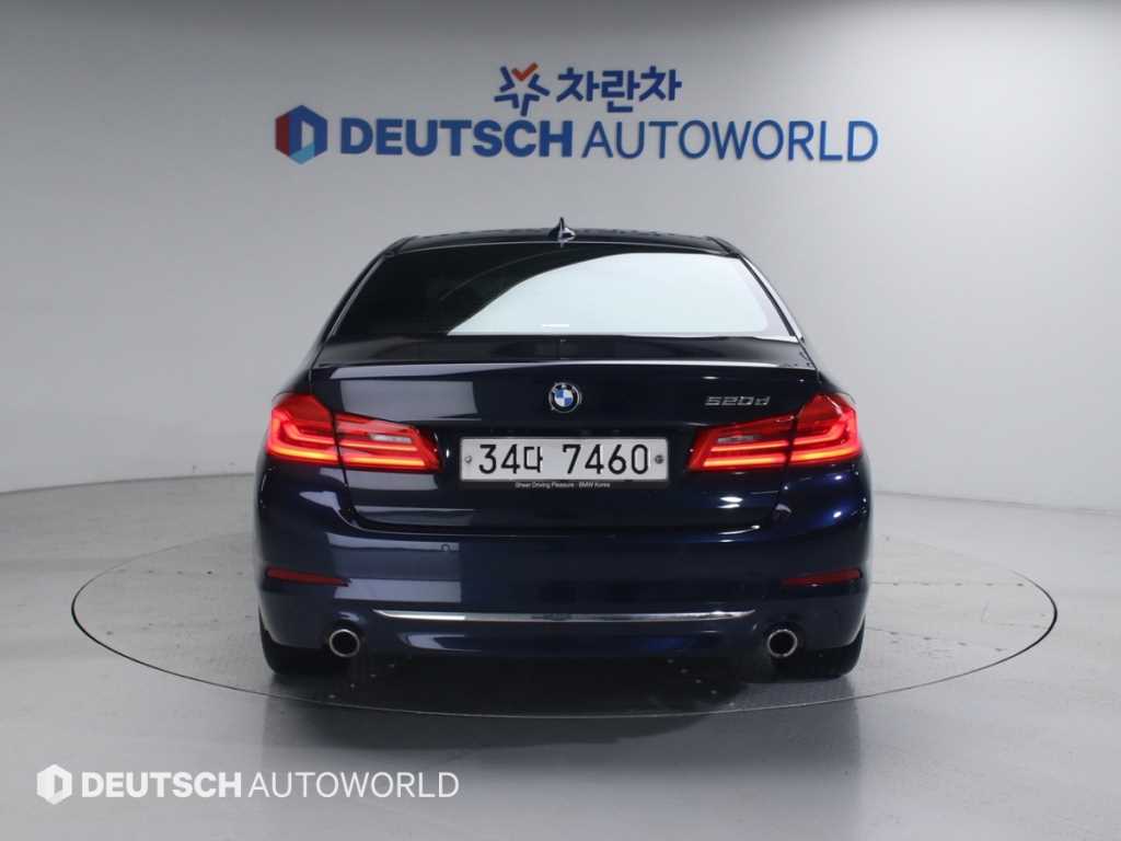 BMW 5 Series - Vista 4