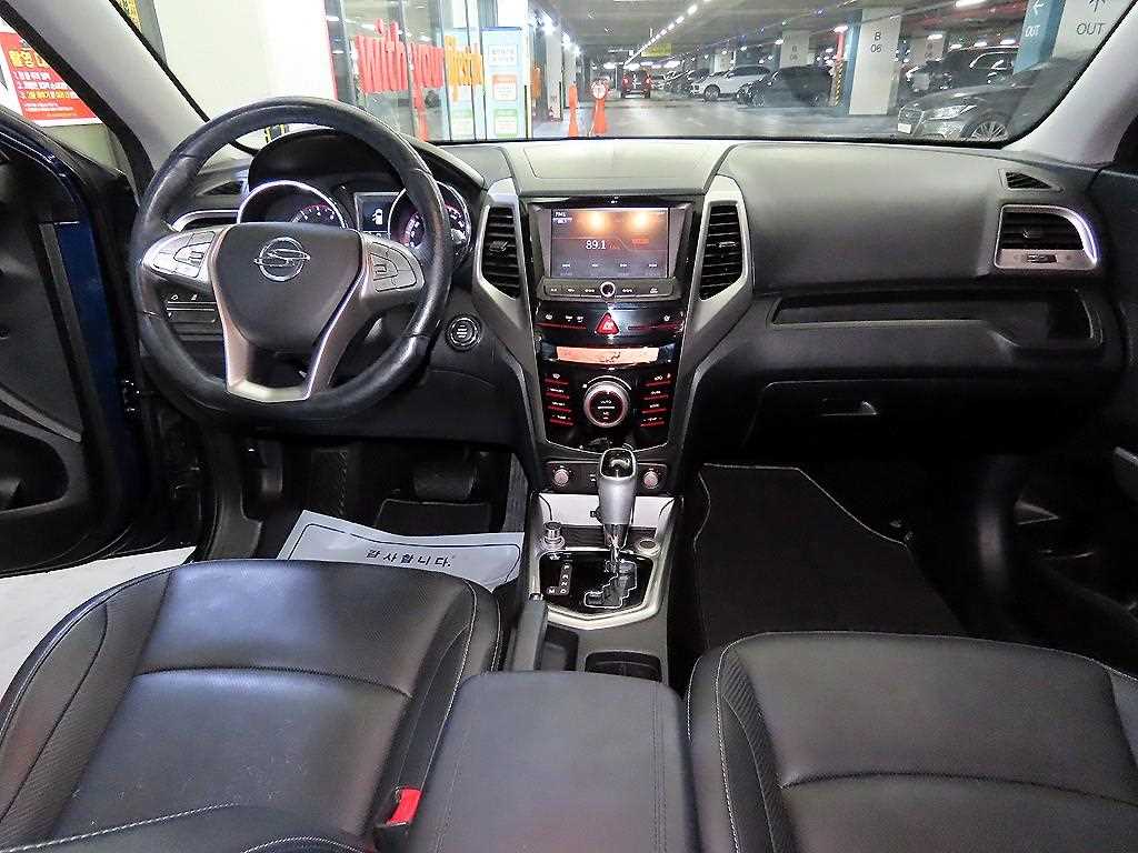 Ssangyong Tivoli - Vista 10