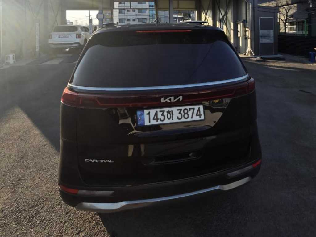 KIA Carnival - Vista 2