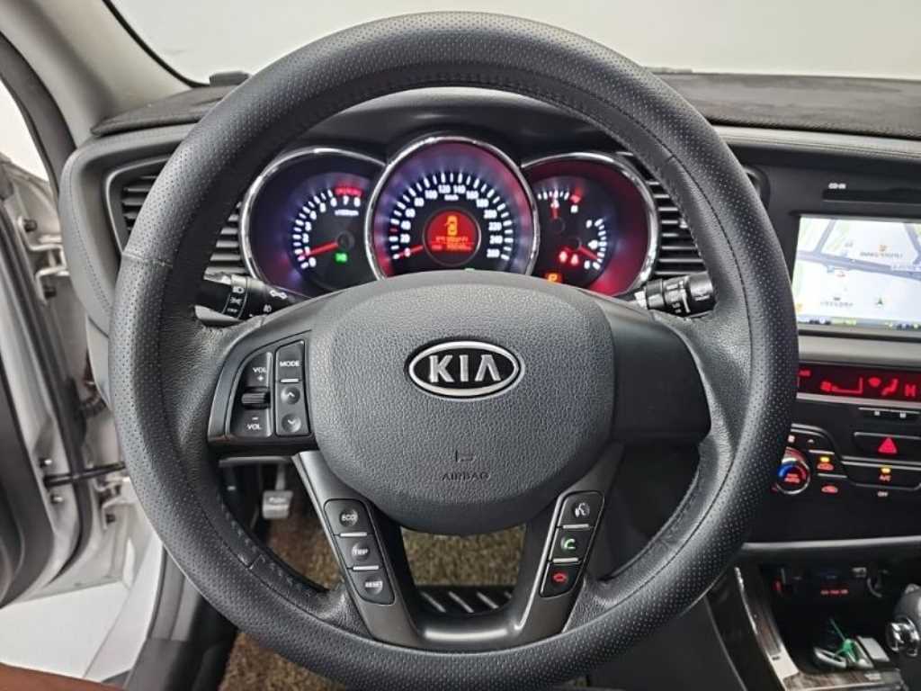 KIA K5 - Vista 7