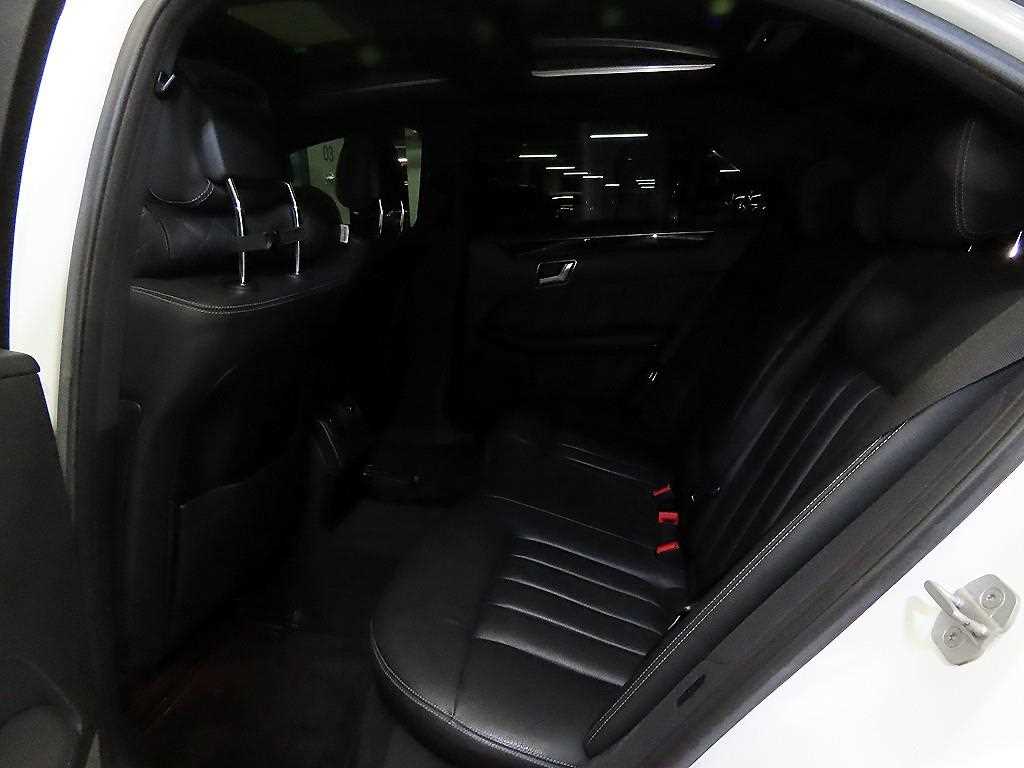 Mercedes Benz E class - Vista 7