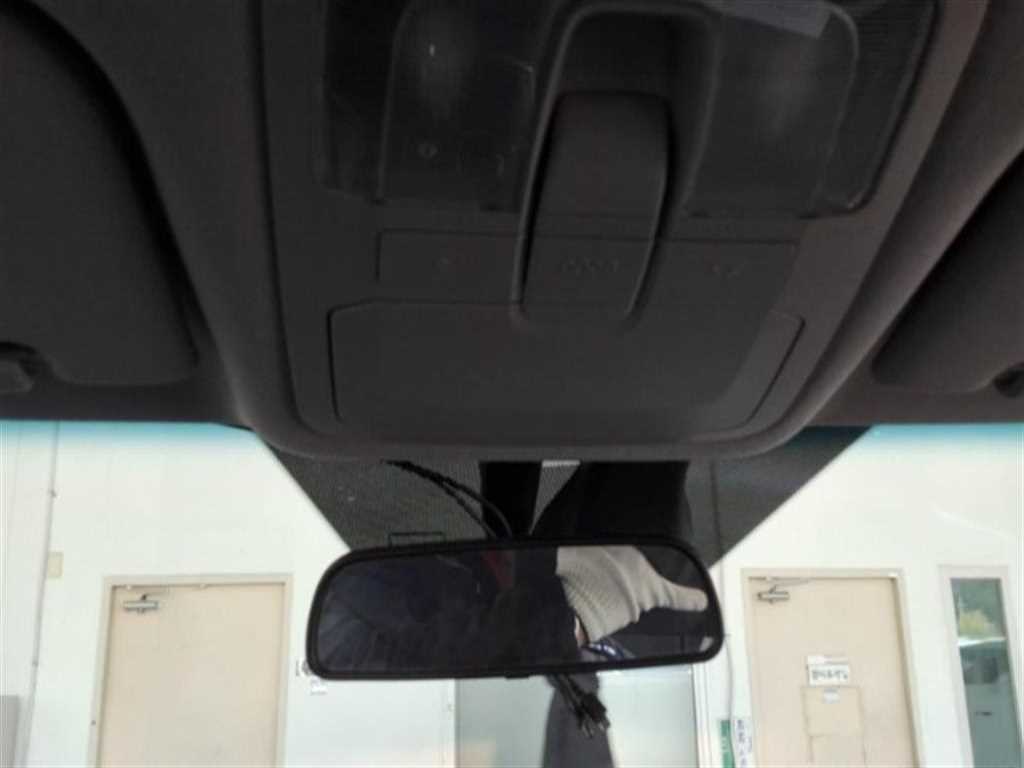 Ssangyong Tivoli - Vista 5