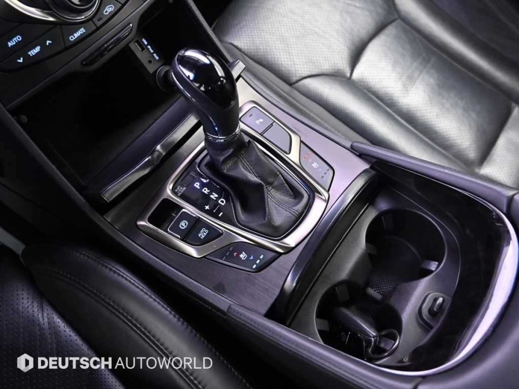 HYUNDAI Grandeur - Vista 9