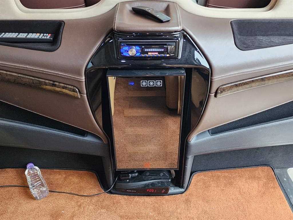 Mercedes Benz Sprinter - Vista 4