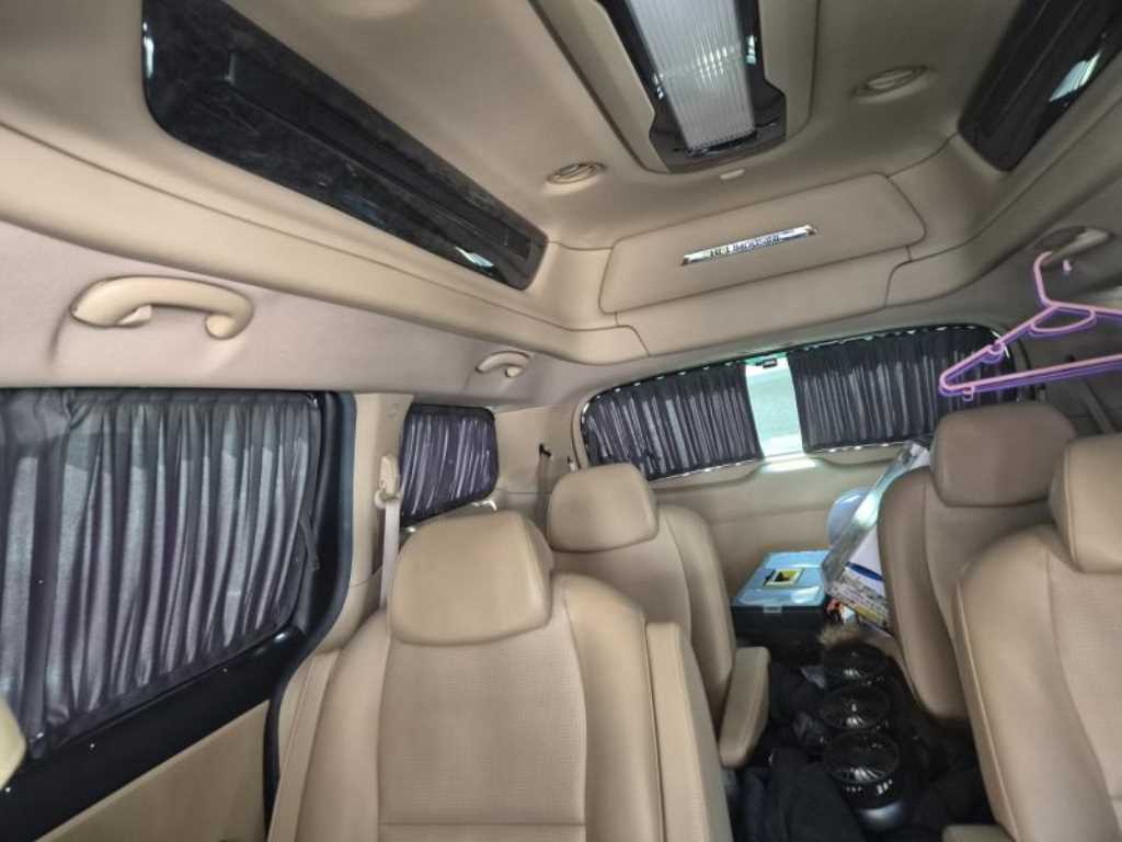 KIA Carnival - Vista 5