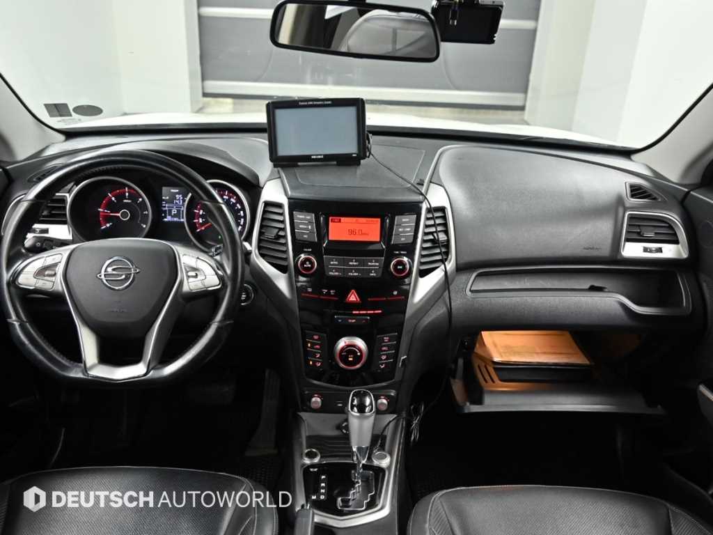 Ssangyong Tivoli - Vista 7