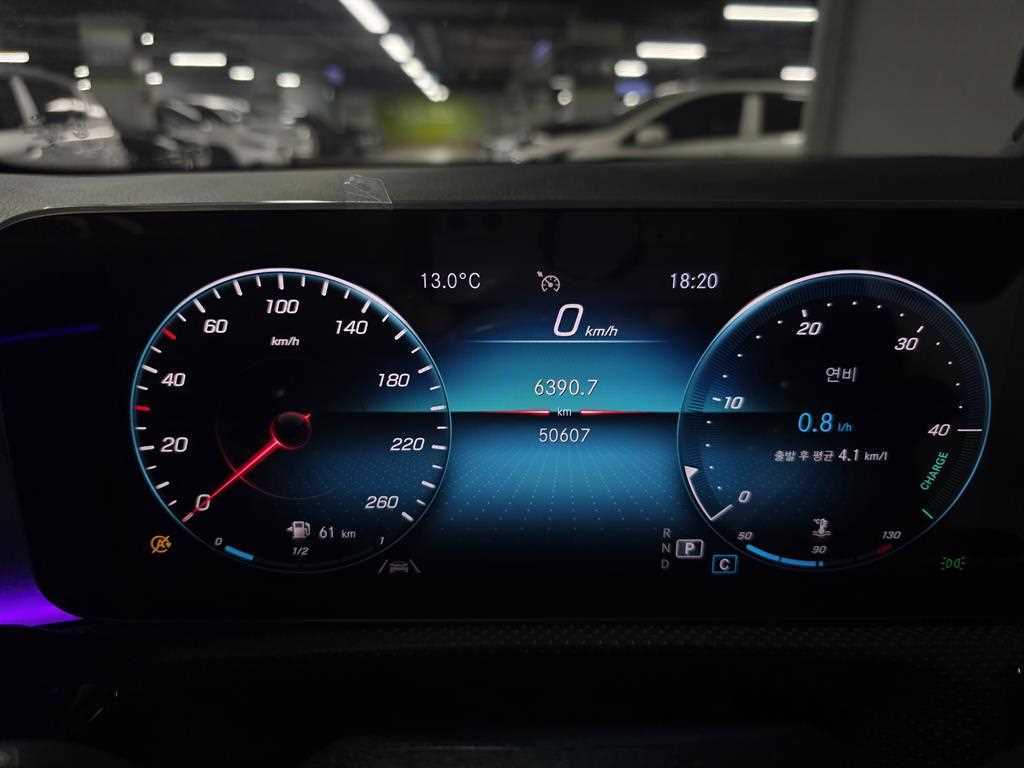 Mercedes Benz CLA Class - Vista 10