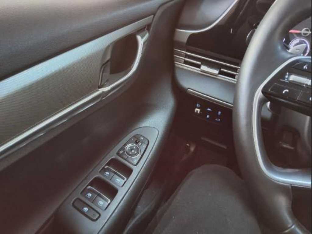 HYUNDAI Grandeur - Vista 6