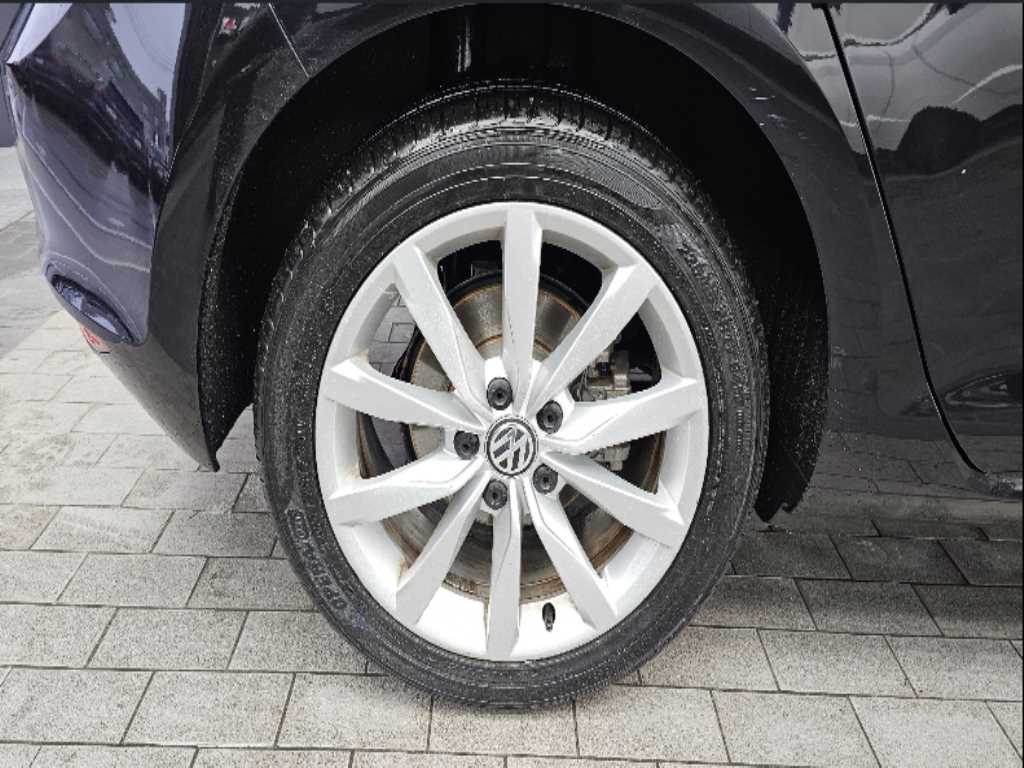 Volkswagen Golf - Vista 5