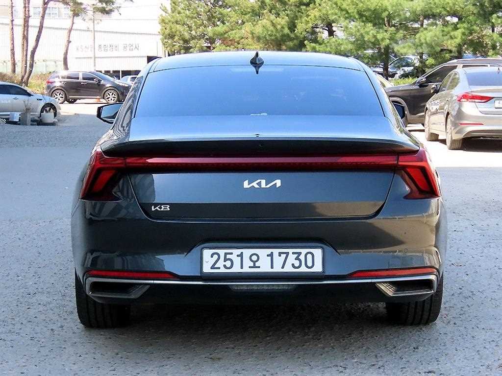 KIA K8 - Vista 4
