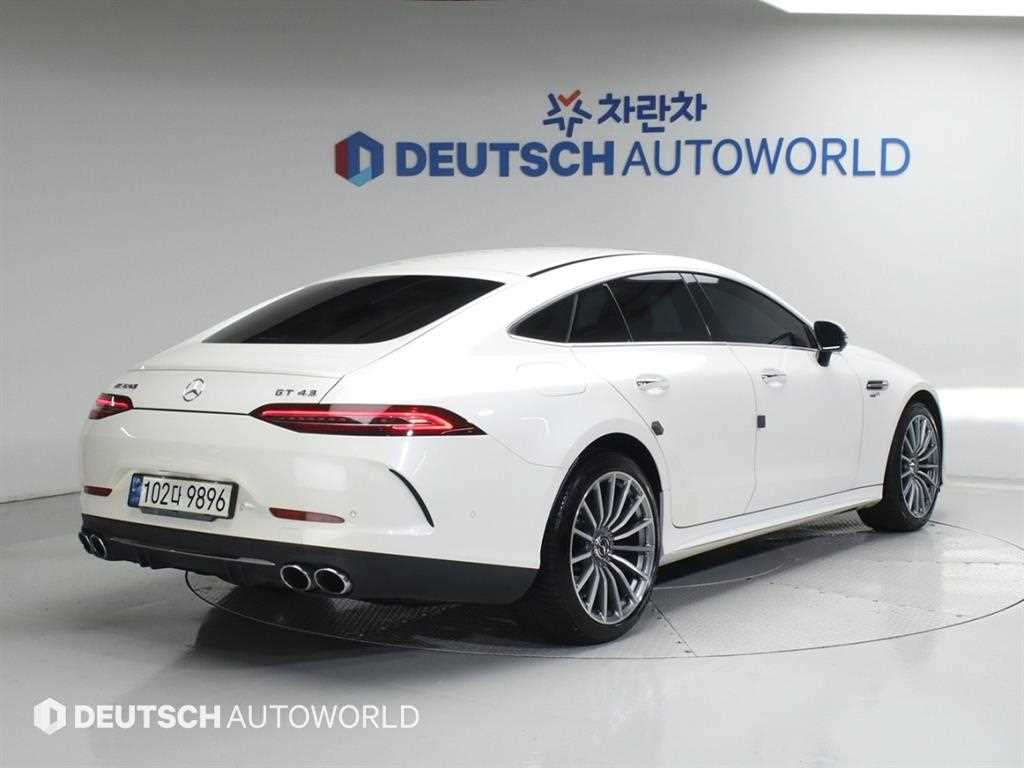 Mercedes Benz AMG GT - Vista 2