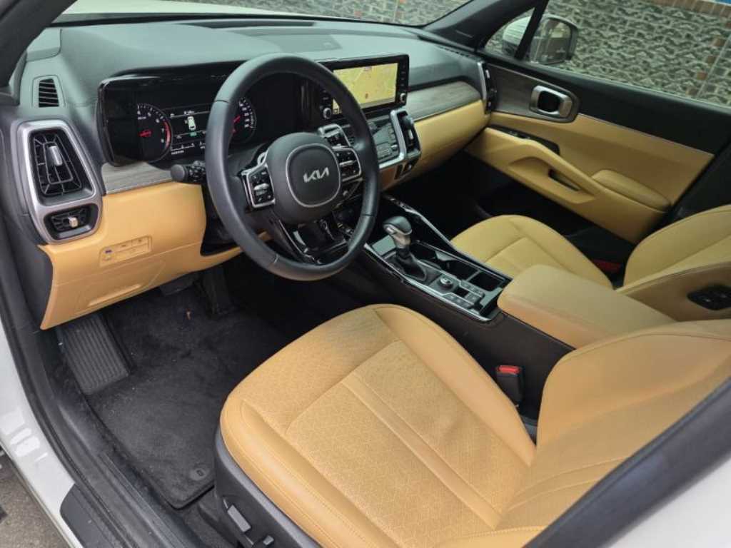 KIA Sorento - Vista 8