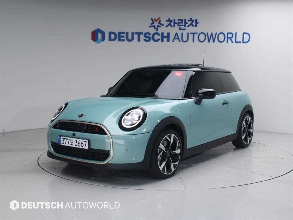 Mini Cooper 2026 Verde - Importación desde Corea - HF Imports Iquique - Foto 1