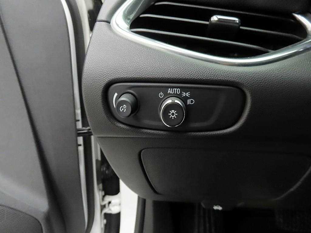 Chevrolet Malibu - Vista 12