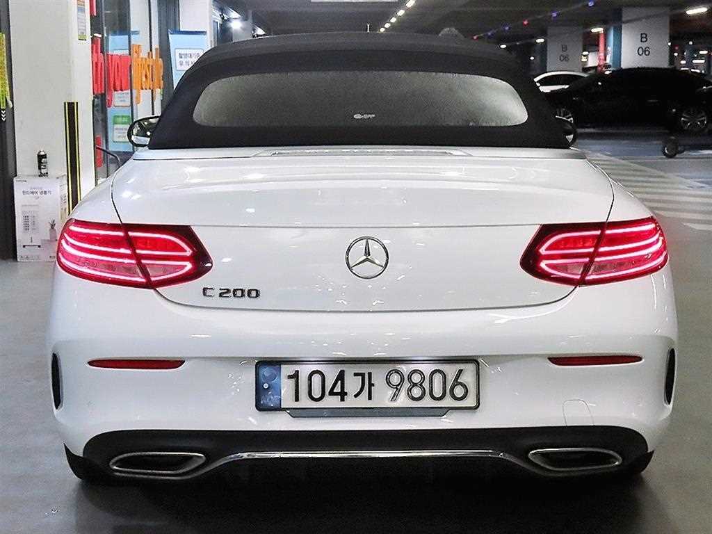 Mercedes Benz C Class - Vista 5