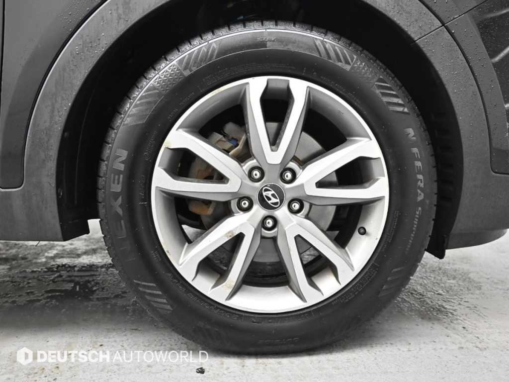 HYUNDAI Santa Fe - Vista 5