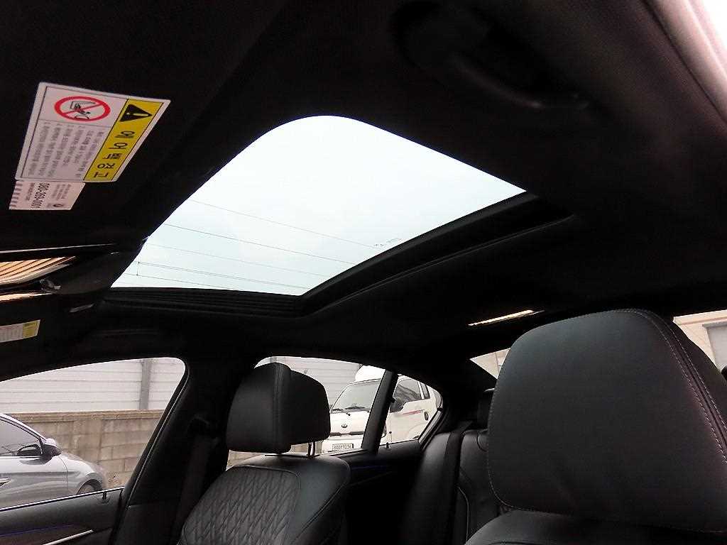 BMW 5 Series 2018 Blanco - Importación desde Corea - HF Imports Iquique - Foto 17