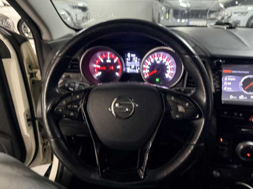 Ssangyong Tivoli 2016 - Importación desde Corea - HF Imports Iquique - Foto 13